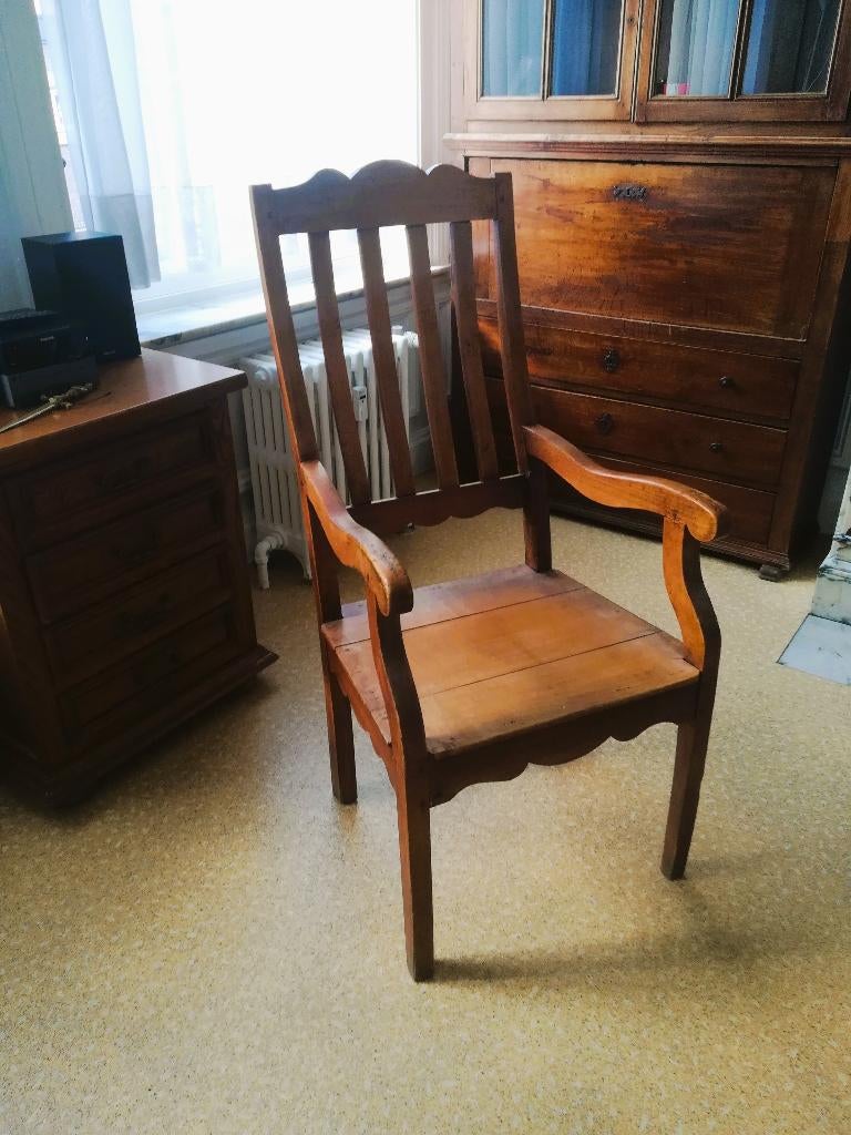Fauteuil van massief hout Herve, Antiek en Kunst, Ophalen