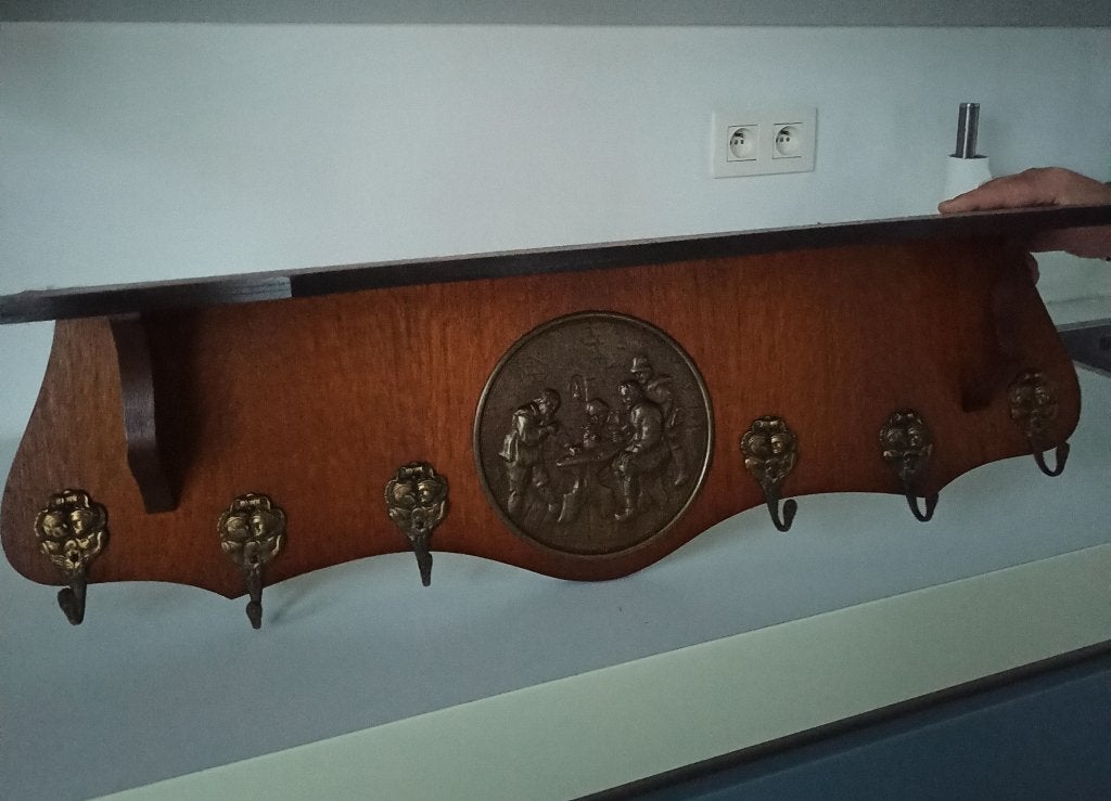 vintage houten wandkapstok met 6 haken en hoedenplank, Antiek en Kunst, Ophalen