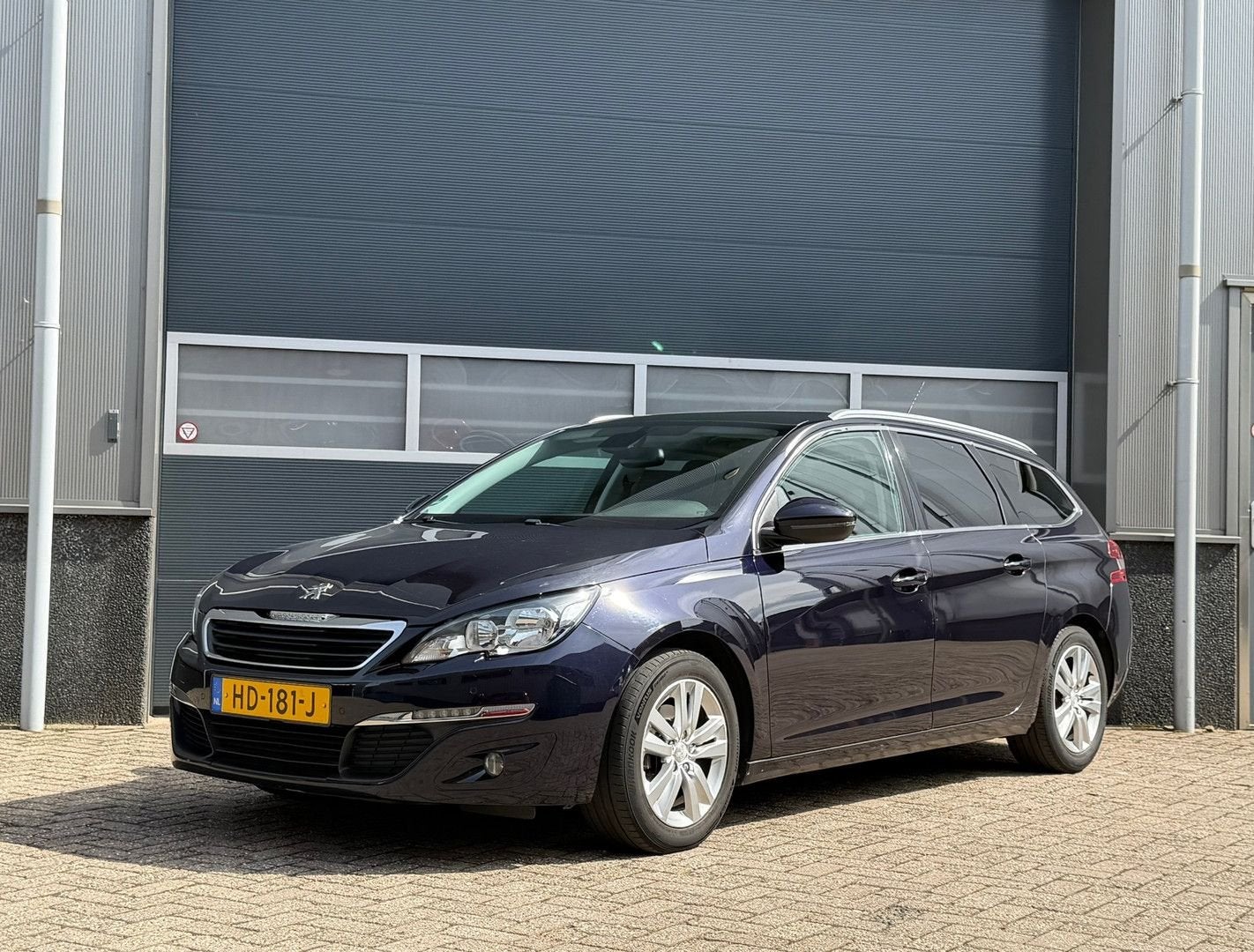 Peugeot 308 SW 1.6 BlueHDI Blue Lease Executive Pack bj.2015, Blauw, Grijs, 82 g/km, Onderhoudsboekje
