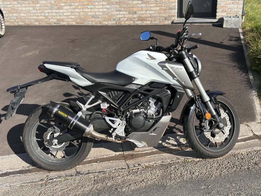Honda CB125R, Motos, ABS, Occasion, Permis Moto A1 minimum, Particulier