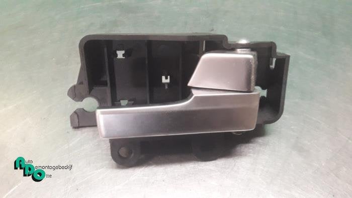 Poignée portière 4portes arrière droite d'un Ford Focus (, -, 3 mois de garantie, -, -