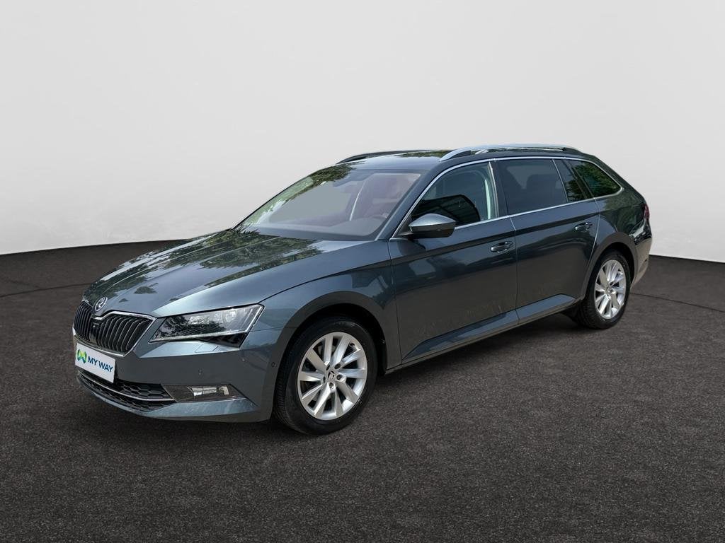 Skoda Superb Combi Superb SW 1.4 TSI ACT Style DSG, Auto's, Automaat, https://public.car-pass.be/vhr/43276c2d-9a78-4121-9580-abefb5c990f1