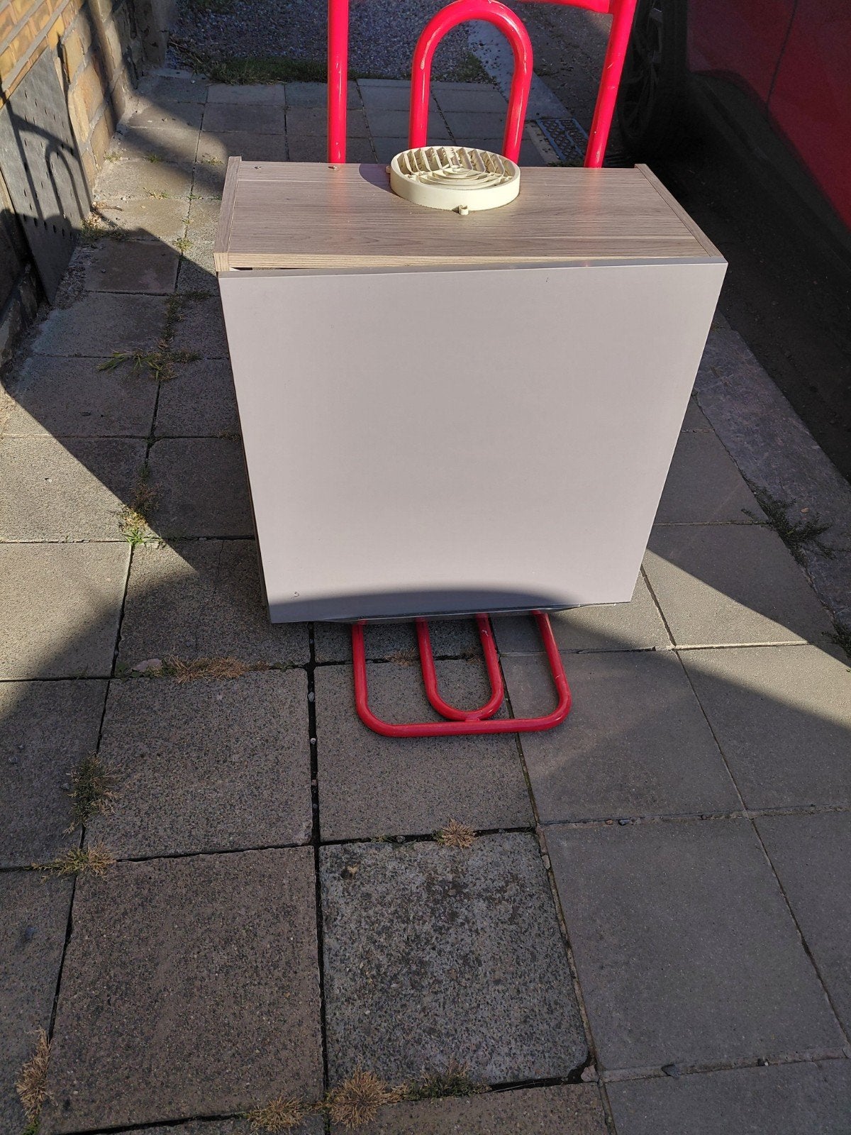 armoir avec hotte bosh, Enlèvement, Utilisé