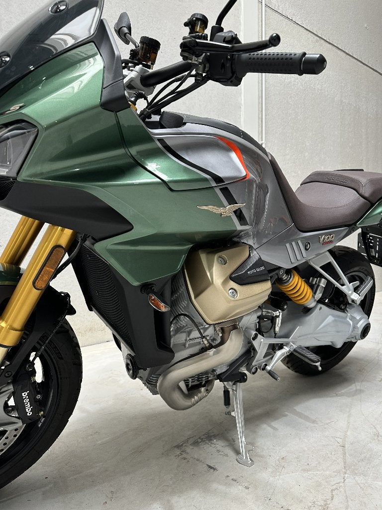 Moto Guzzi, Motoren, 1045 cc, 2 cilinders, Nieuw, Motorrijbewijs A