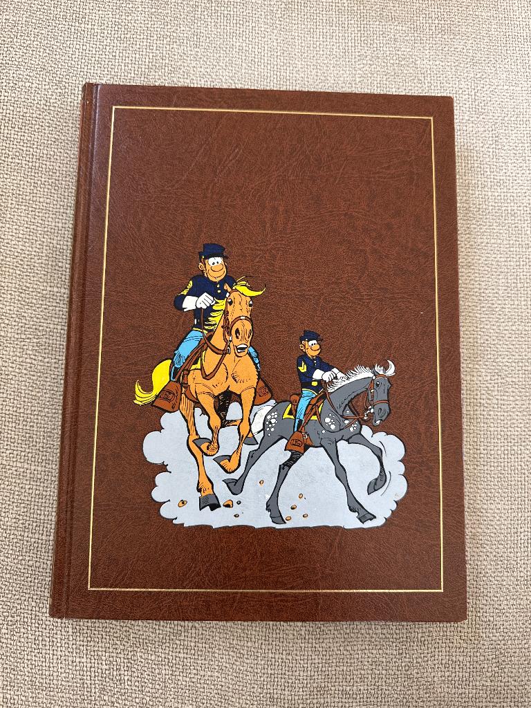 Rombaldi Tuniques bleues - Tome 4, Livres, Une BD, Enlèvement ou Envoi, Utilisé, Lambil/Cauvin