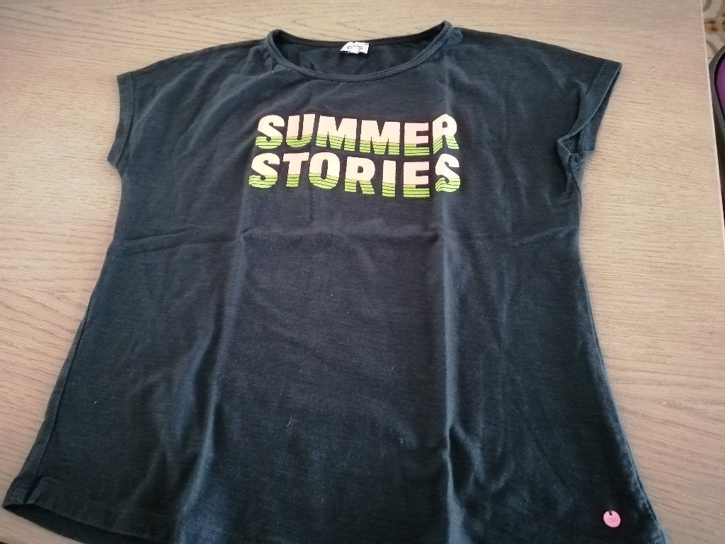CKS t shirt maat 164, Kinderen en Baby's, Kinderkleding | Maat 164, Meisje, Cks, Ophalen of Verzenden, Zo goed als nieuw