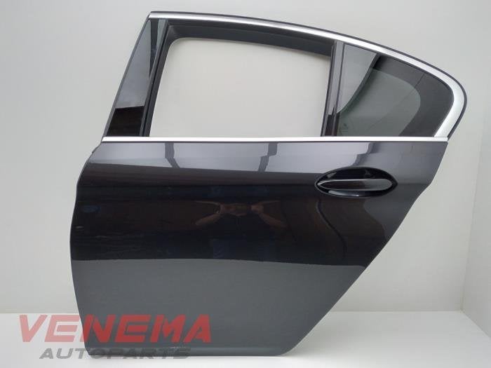 Portier 4Deurs links-achter van een BMW 5-Serie (A90), 12 maanden garantie, Gebruikt, -, Deur