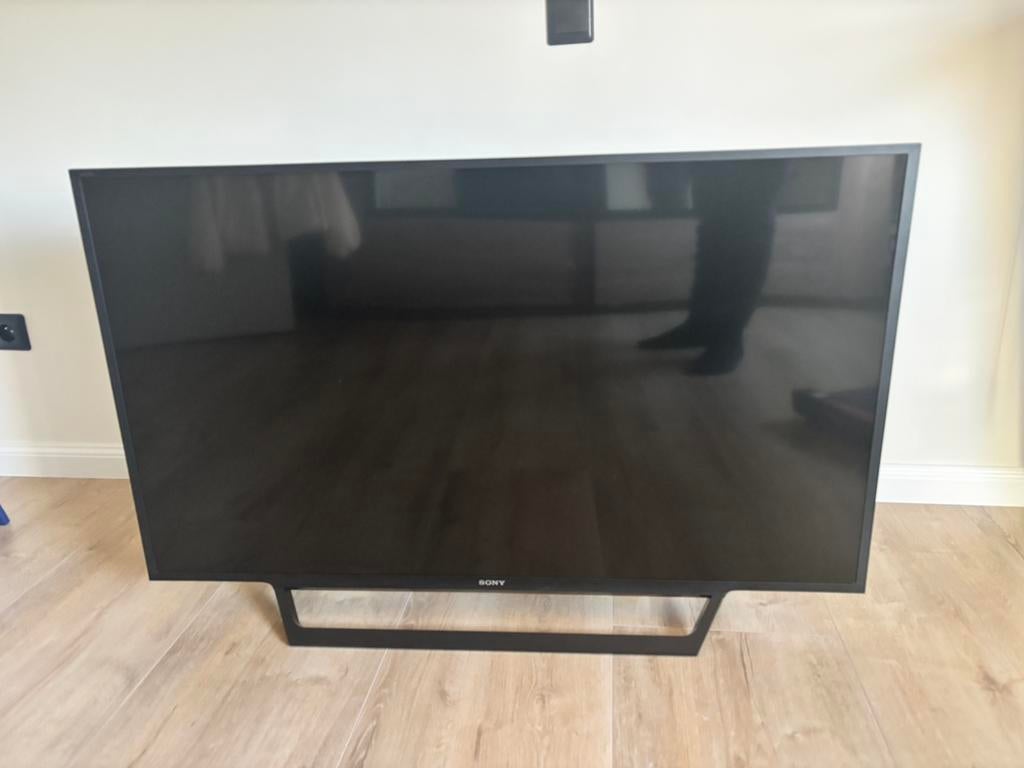 Sony tv 126cm (49 inch) + muurbeugel, Ophalen, Zo goed als nieuw, Sony