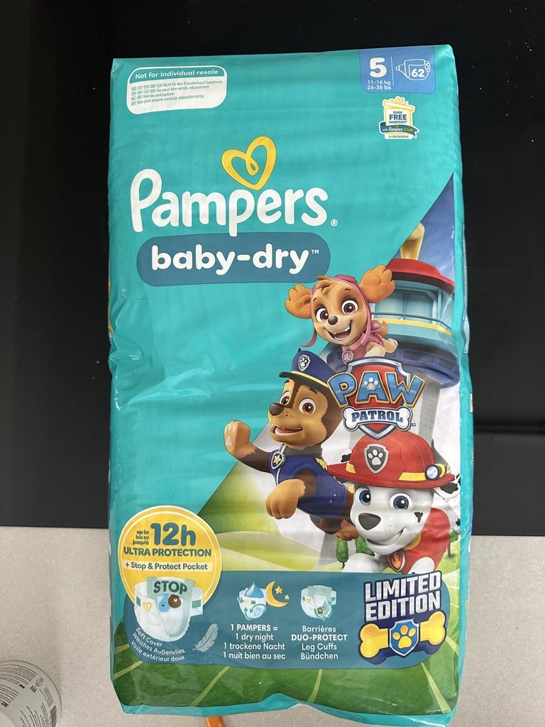 Pampers maat 5 (Paw Patrol baby-dry 62 stuks), Ophalen, Nieuw