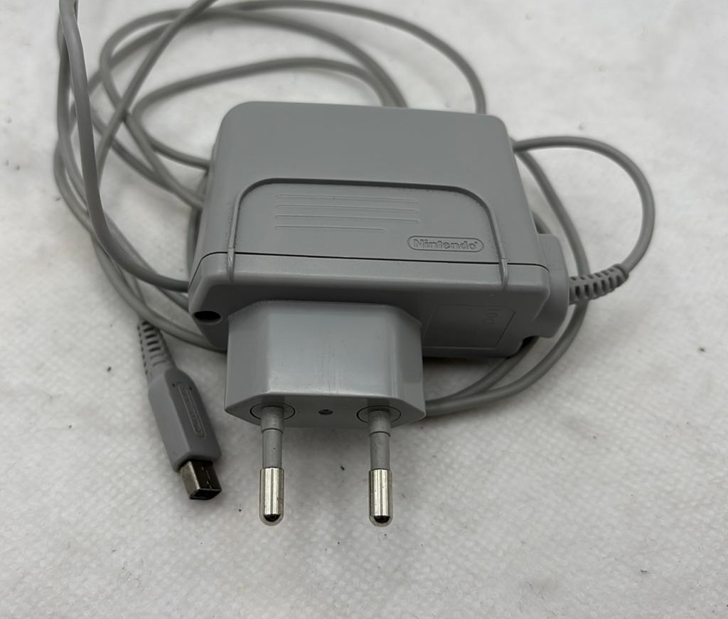 Officiële originele Nintendo DS DSi 3DS-oplader, Ophalen of Verzenden, Zo goed als nieuw, Dsi