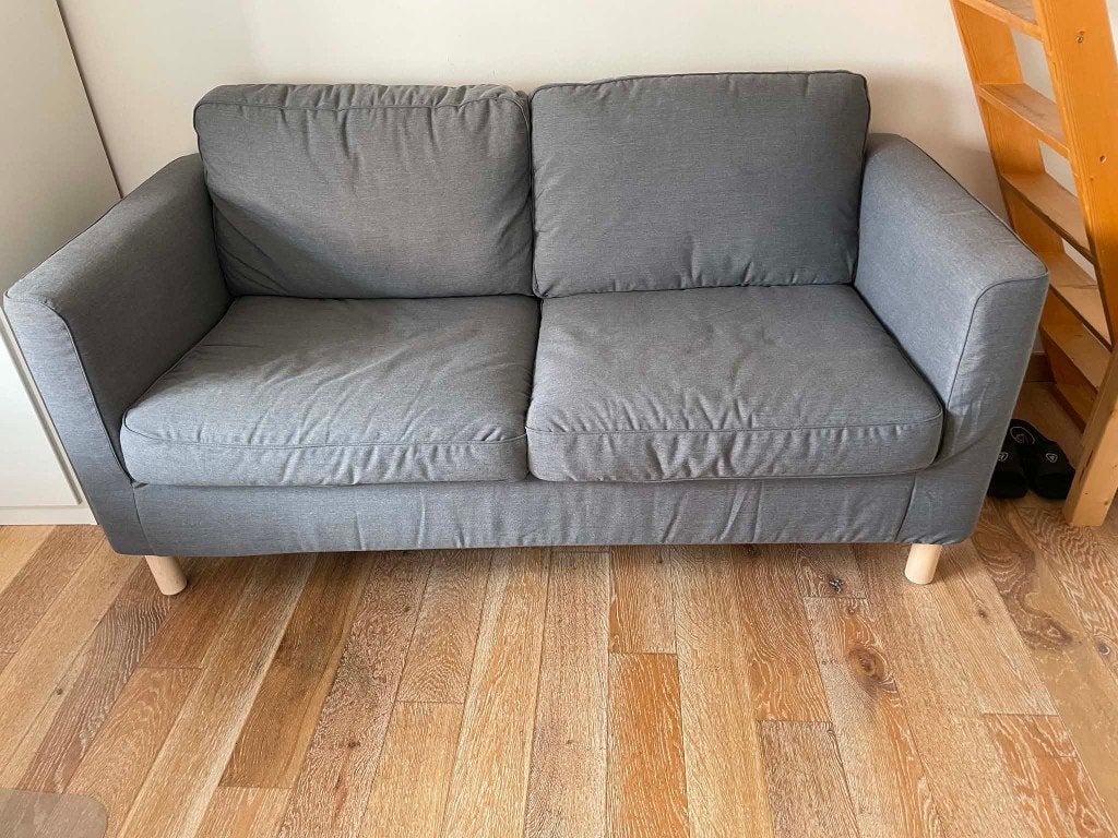 Zetel Pärup 2pers IKEA met grijze hoes, Huis en Inrichting, Zetels | Zetels, Ophalen, 150 tot 200 cm, Tweepersoons, 75 tot 100 cm