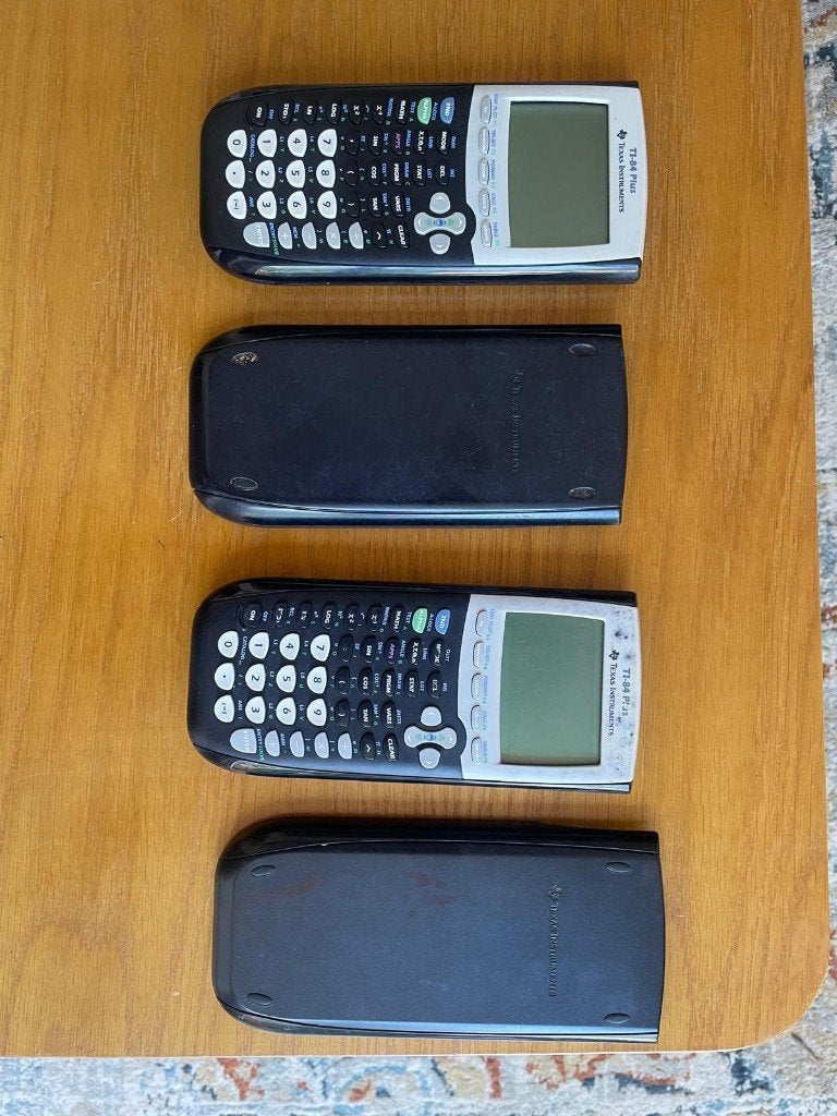 2 x Texas Instruments TI-82 Stats Calculator, Diversen, Rekenmachines, Ophalen, Grafische rekenmachine, Gebruikt
