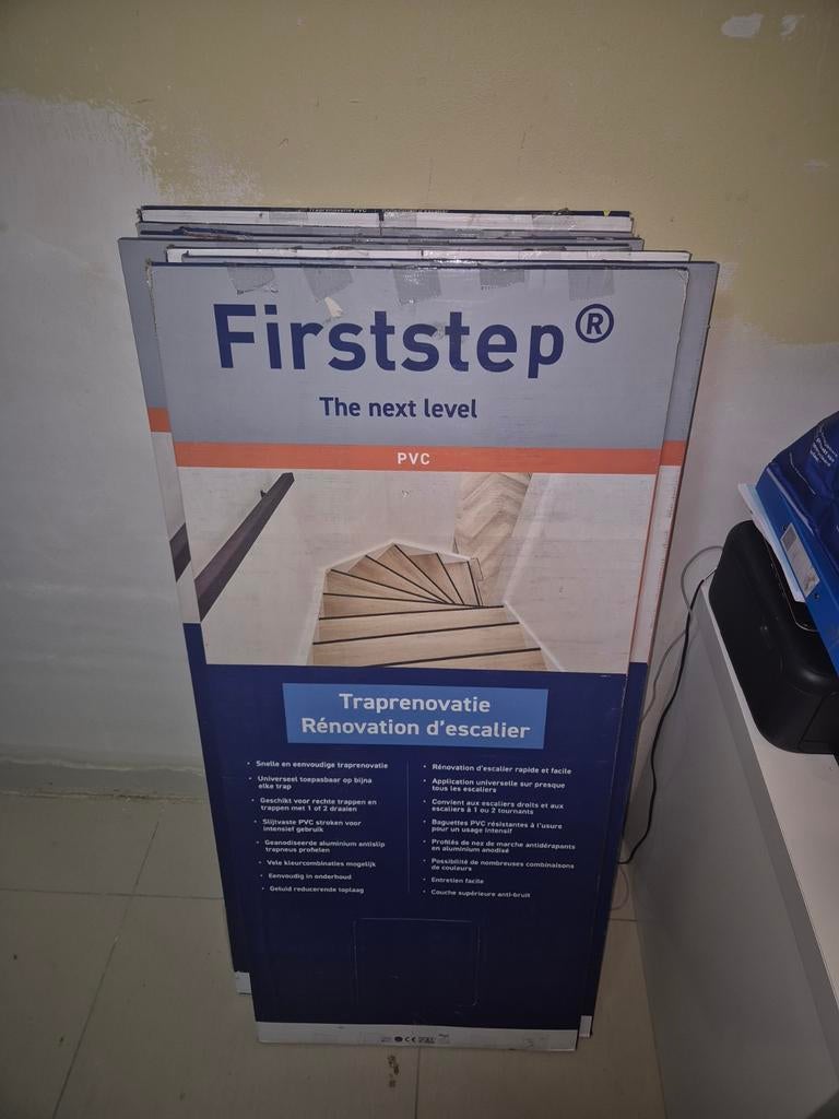 Firststep pvc traprenovatie, Ophalen