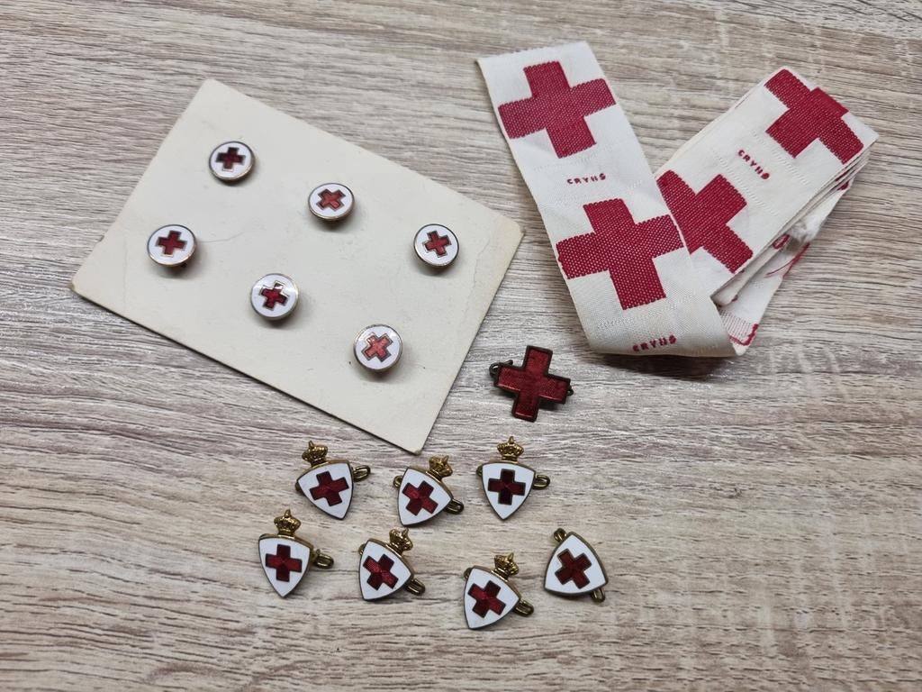 ABBL 1940 - Rood Kruis Lot WW2, Ophalen of Verzenden, Landmacht, Embleem of Badge