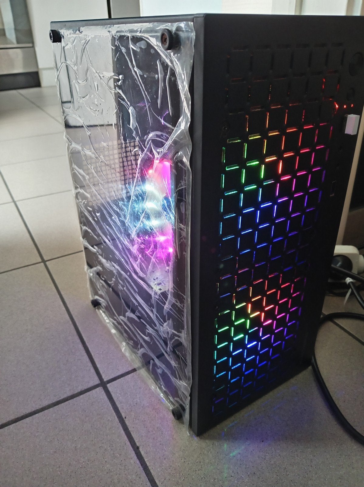 goedkope configuratie, Ophalen of Verzenden, 4 GB, SSD