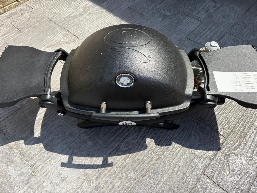 Barbecue gaz Weber Q1200 + housse Weber, Tuin en Terras, Gasbarbecues, Ophalen, Gebruikt, Weber