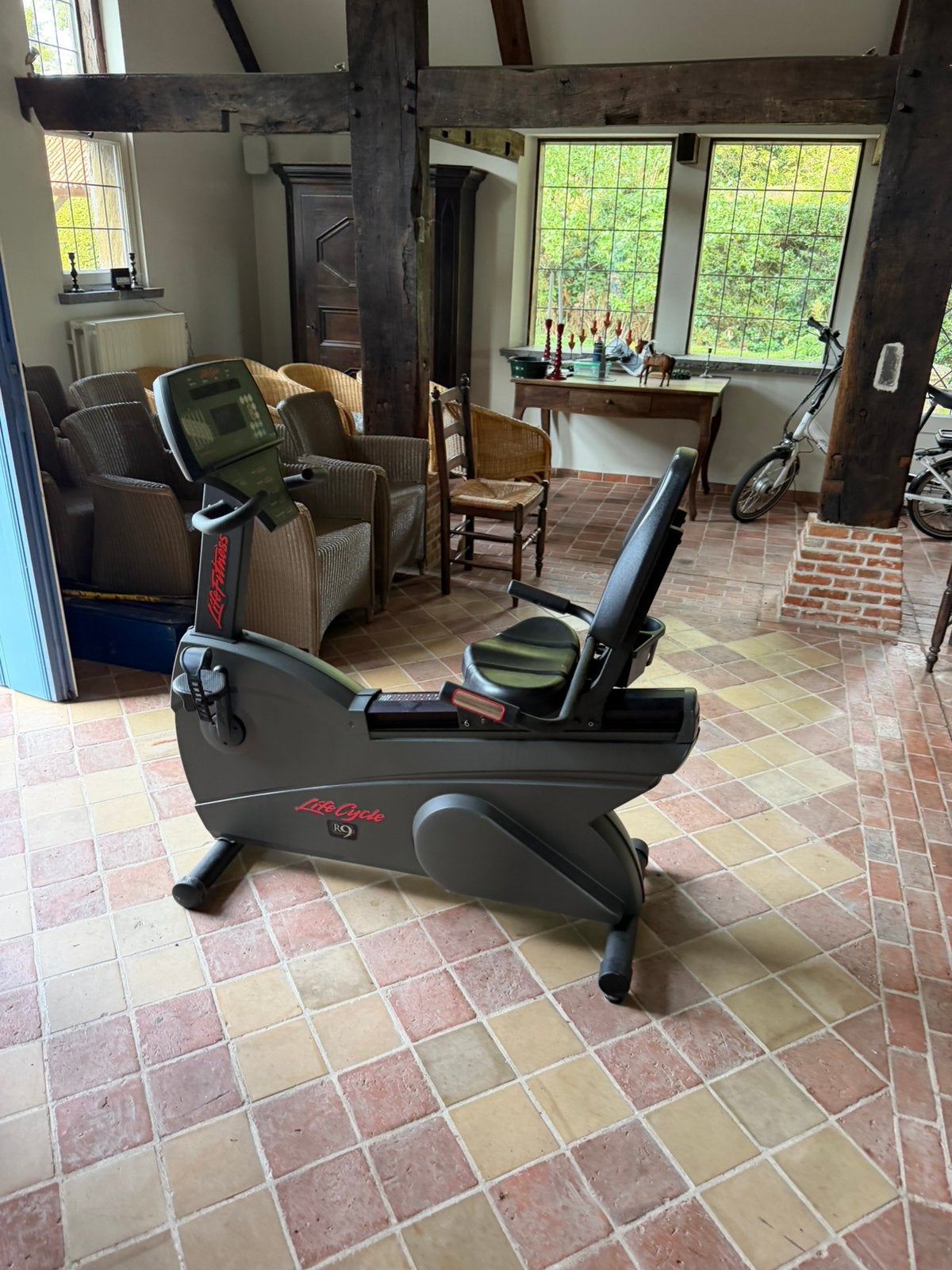 Life Fitness LifeCycle R9 ligfiets – vernieuwd binnenwerk, Ophalen, Ligfiets, Kunststof, Gebruikt