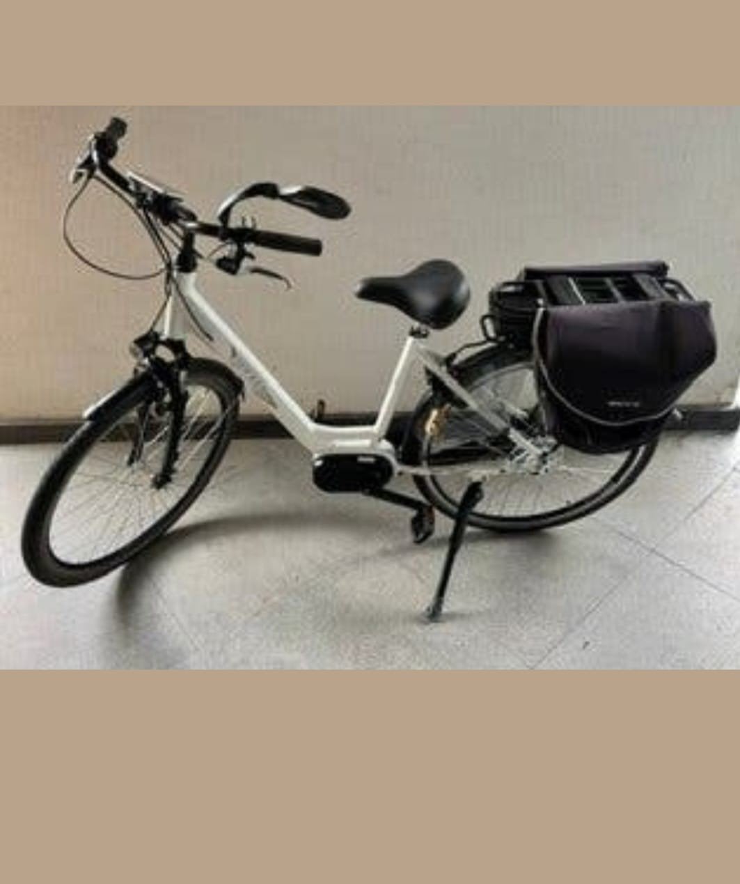 BIKKEL ELEKTRİSCHE FİETS SUPERSTAAT, Fietsen en Brommers, Ophalen