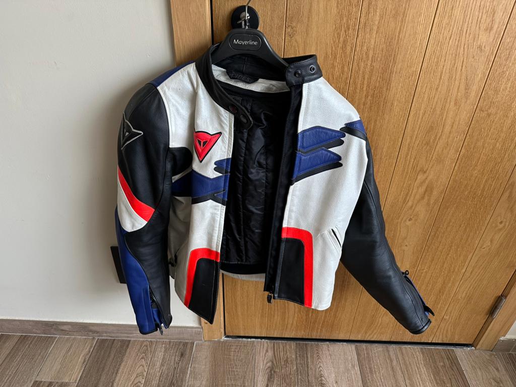Dames Jas Dainese goede staat maat 42, Motoren, Ophalen, Tweedehands, Dames, Jas | leer