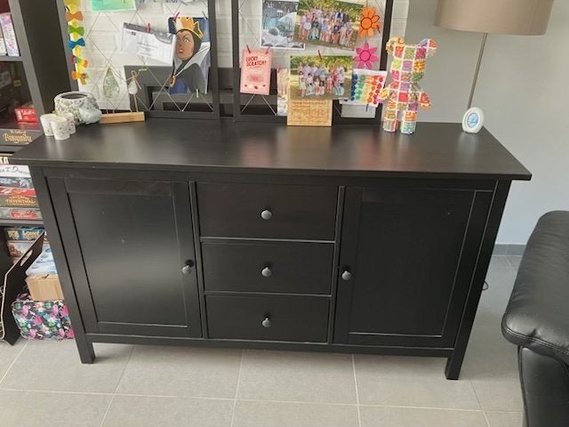Buffetkast Hemnes Ikea zwartbruin, Ophalen, Met lade(s), 50 tot 100 cm, Zo goed als nieuw