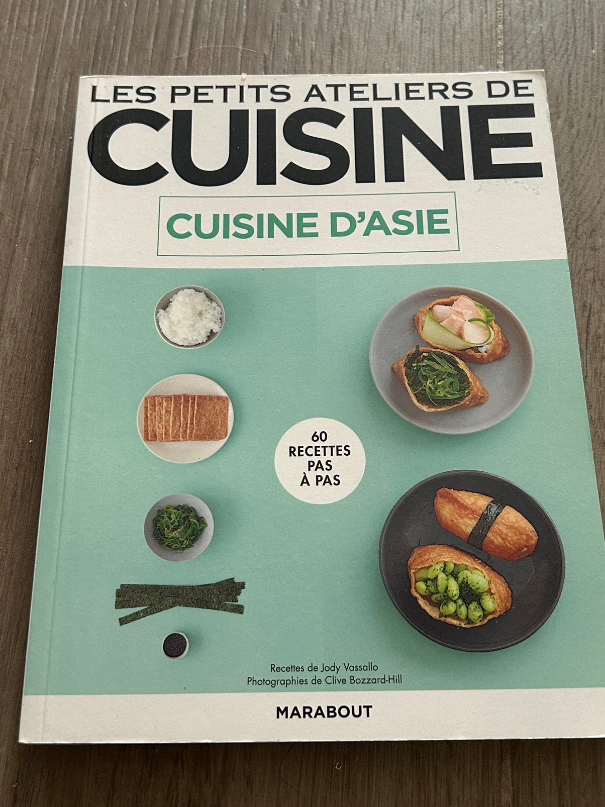 Livre Cuisine d’Asie, Enlèvement, Comme neuf