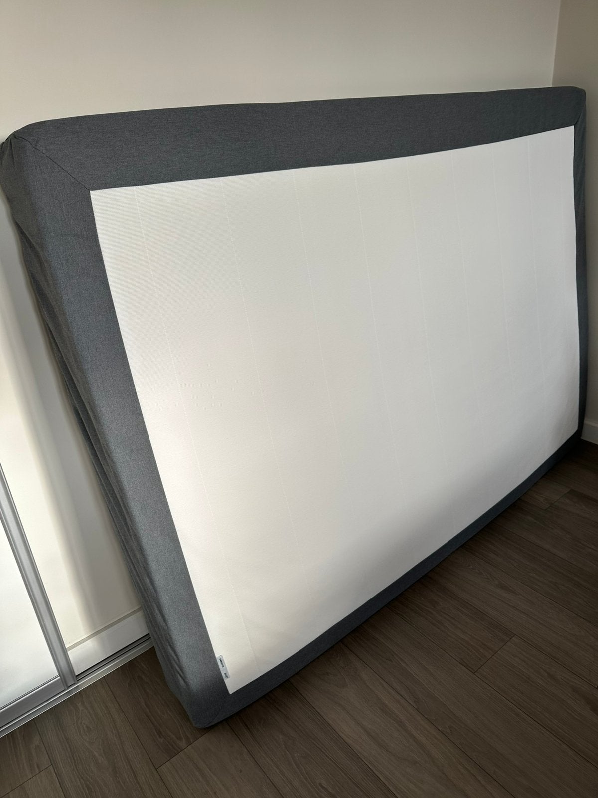 Matelas 140 x 200 cm + surmatelas en parfait état, Maison & Meubles, Enlèvement, Comme neuf, 200 cm, Matelas