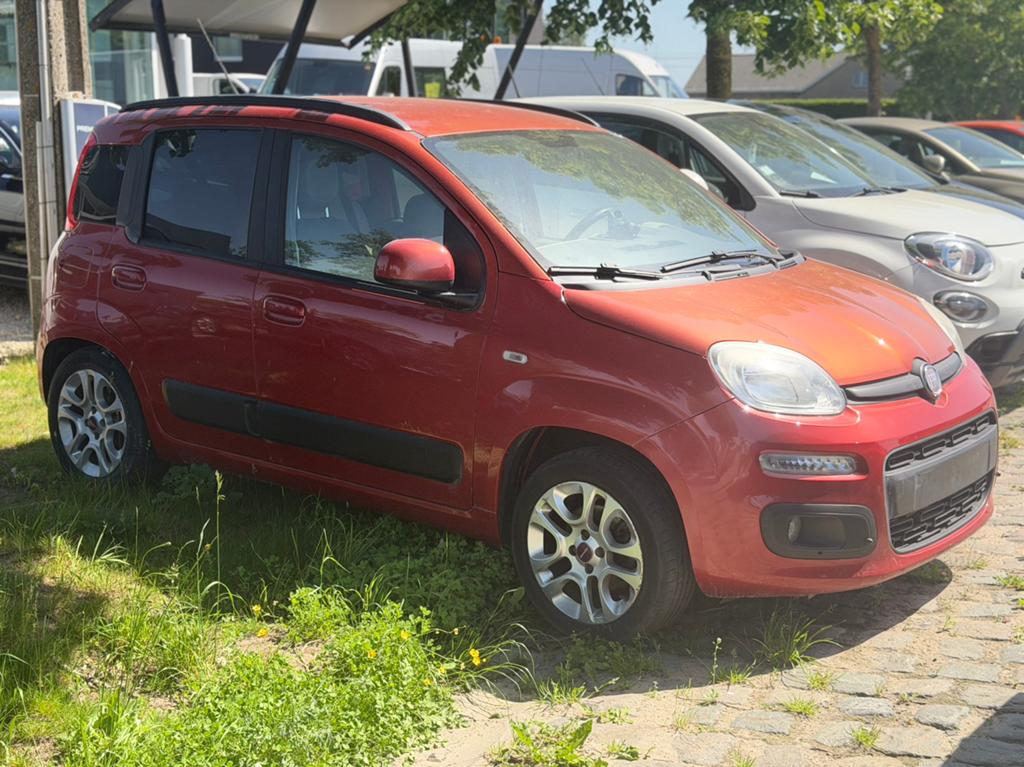 FIAT PANDA/ BENZINE/ EURO 5, Voorwielaandrijving, Stof, 875 cc, Handgeschakeld