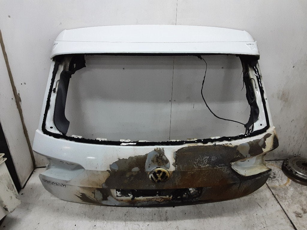 HAYON ARRIÈRE / MALLE Volkswagen Tiguan (AD1), Volkswagen, Mevr. I. Hauben, Haillon arrière, Utilisé