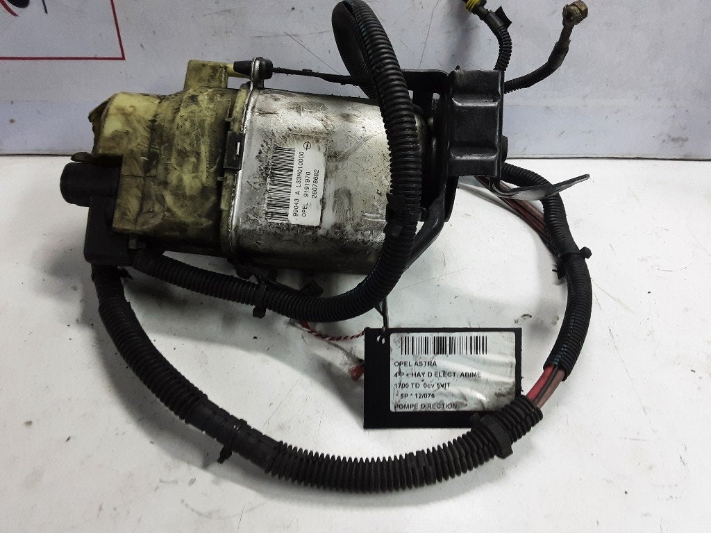 POMPE DE DIRECTION Opel Astra G (F08 / 48) (9191970), Utilisé, Rue de l'Espoir 34 34
4030  GRIVEGNÉE, BE, Info@Collignon.be, Opel