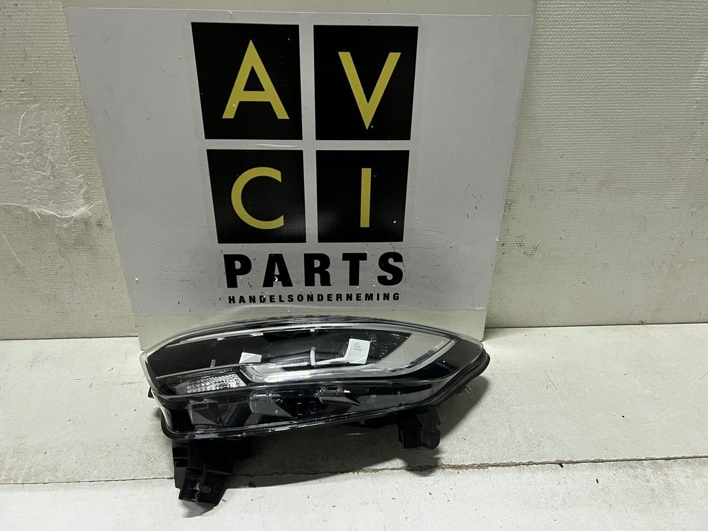 Koplamp Renault Kadjar Led Pure Vision links 260609582R, Renault, -, Utilisé, -