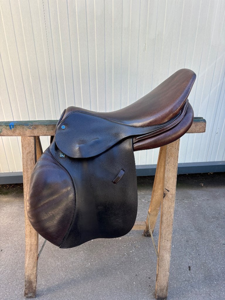 Stubben springzadel, Dieren en Toebehoren, Paarden en Pony's | Zadels, Ophalen, Gebruikt, Wijd, Stubben