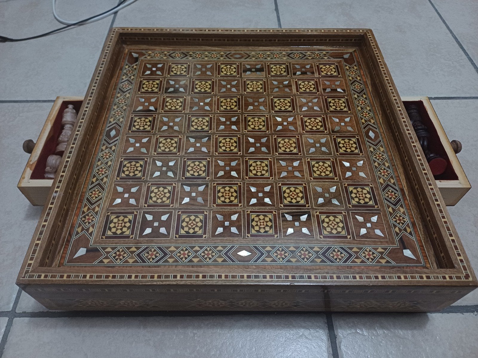 mooie mosaic schakenbord, Ophalen, Zo goed als nieuw, Vierkant, Hout