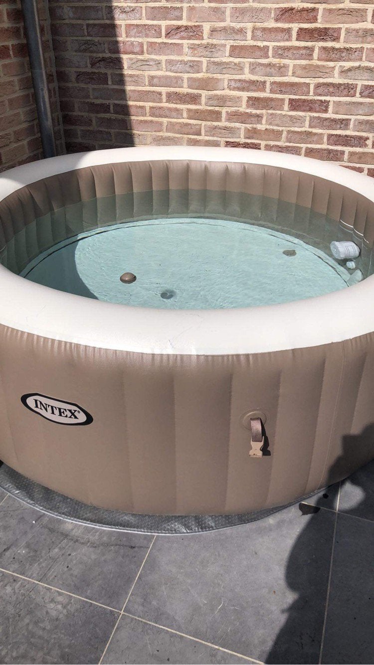 Intex jaccuzzi, Tuin en Terras, Ophalen, Gebruikt, Afdekzeil, Opblaasbaar