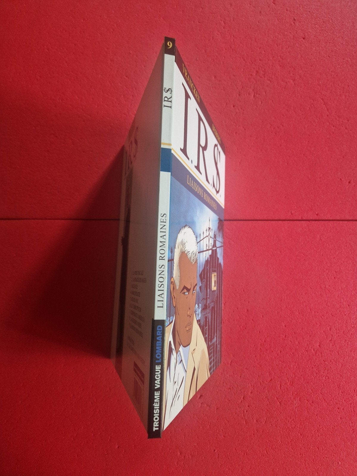 bd irs 9,EO, Livres, Enlèvement ou Envoi