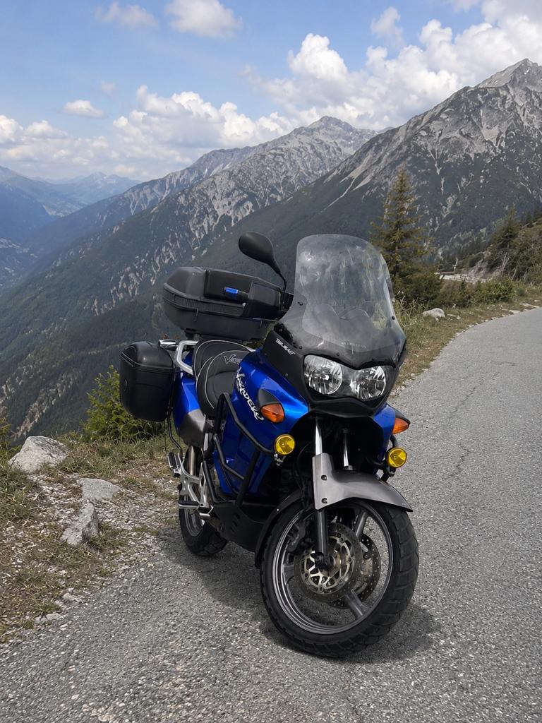 Honda Varadero 1000Xl met 2 camera’s+ comfortzadel topstaat!, Nieuw, Particulier, Meer dan 35 kW, Toermotor