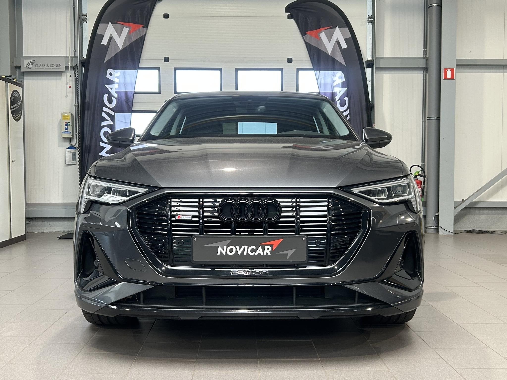 Audi E-Tron Sportback 55 Quattro S-Line - DOS 8749, Automaat, 413 km, Stof, 840 min