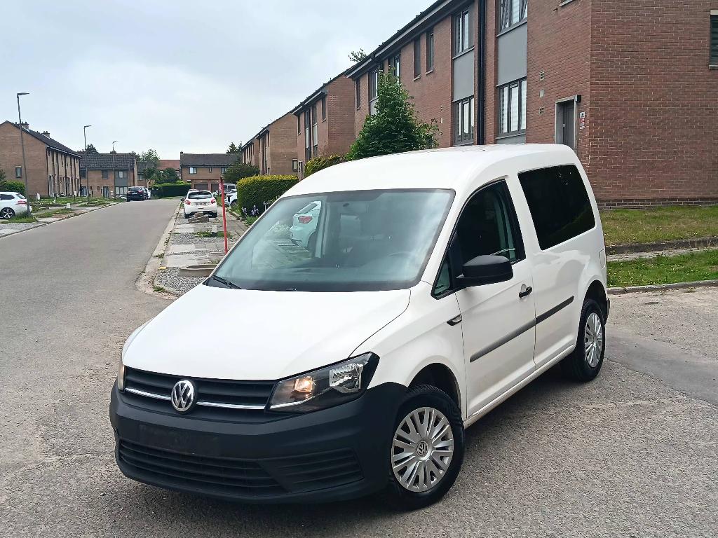 Volkswagen Caddy 2.0 TDI 101 Ch 2019 Euro 6b Clim 5 Place, Autos, Volkswagen, Cuir, Caddy Combi, Boîte manuelle, Entretenue par le concessionnaire