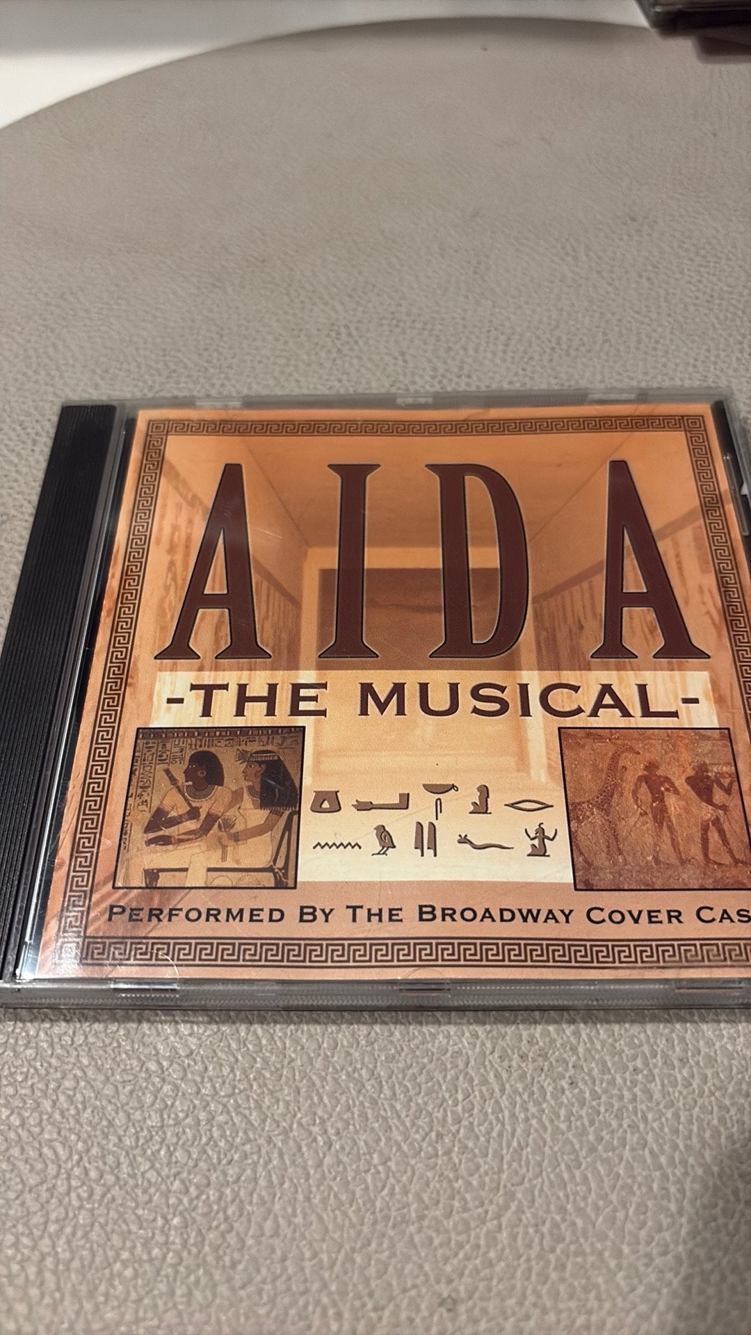 Aida, Enlèvement ou Envoi, Comme neuf