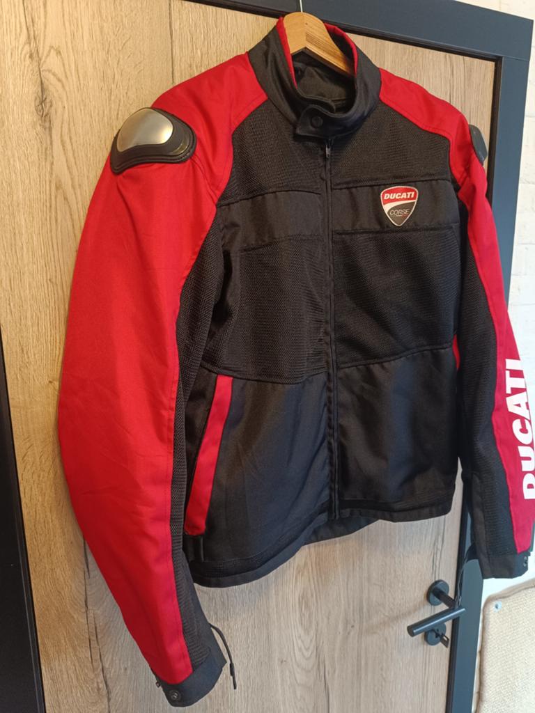 Ducati zomerjas, Motoren, Kleding | Motorkleding, Ophalen