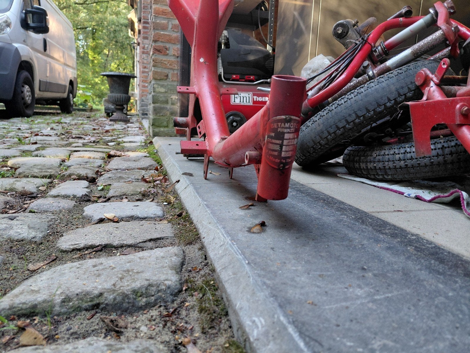 Beta bambi, Vélos & Vélomoteurs, Enlèvement