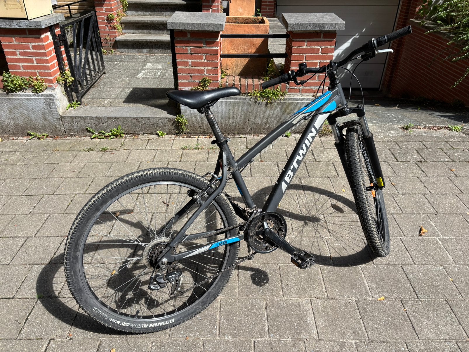 Decathlon MTB Btwin Rockrider 340, Ophalen, Gebruikt, Velgrem, 20 inch of meer