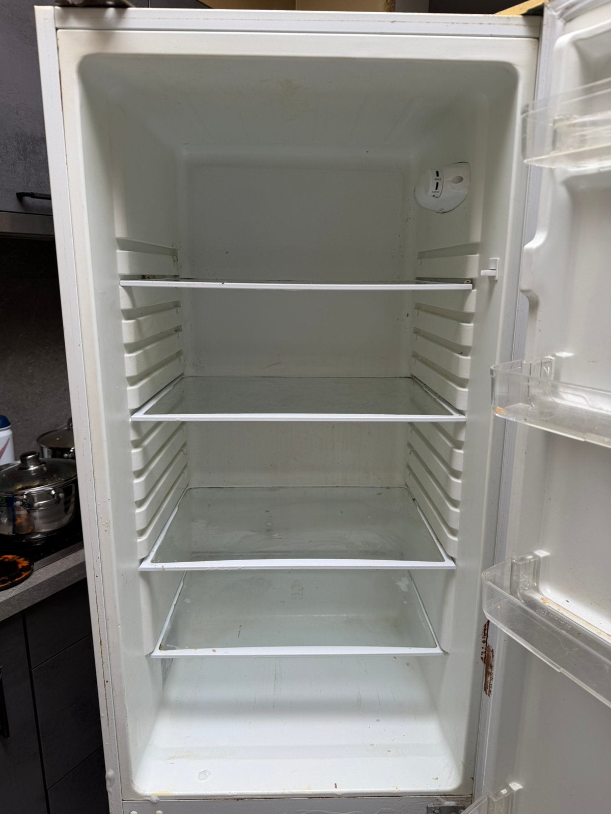 Frigo en diepvries niets aan, Elektronische apparatuur, Ophalen, Zo goed als nieuw