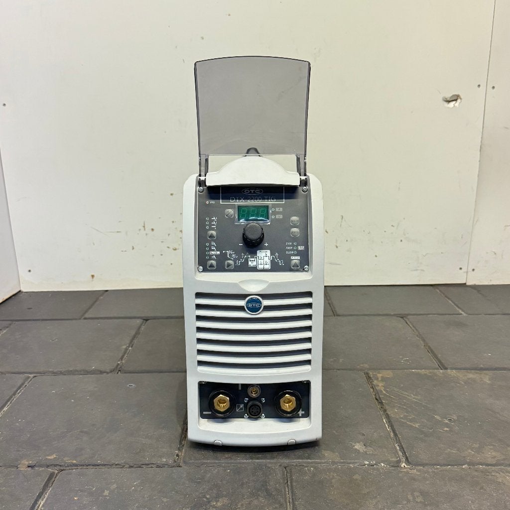 Gebruikte OTC DTX2200 Pulse Tig Laspost Lasapparaat Machine, Enlèvement ou Envoi, Comme neuf, 150 à 250 ampères, Tig