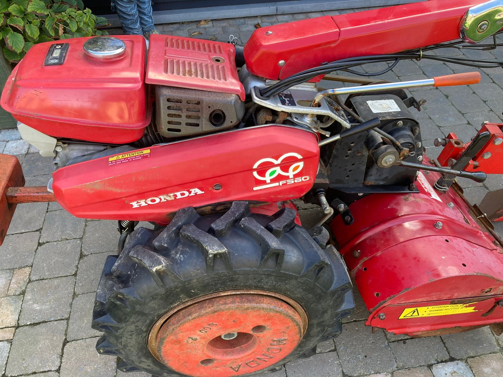 Monocultuur honda met bakfrees en ploeg, Articles professionnels, Enlèvement, Autres marques