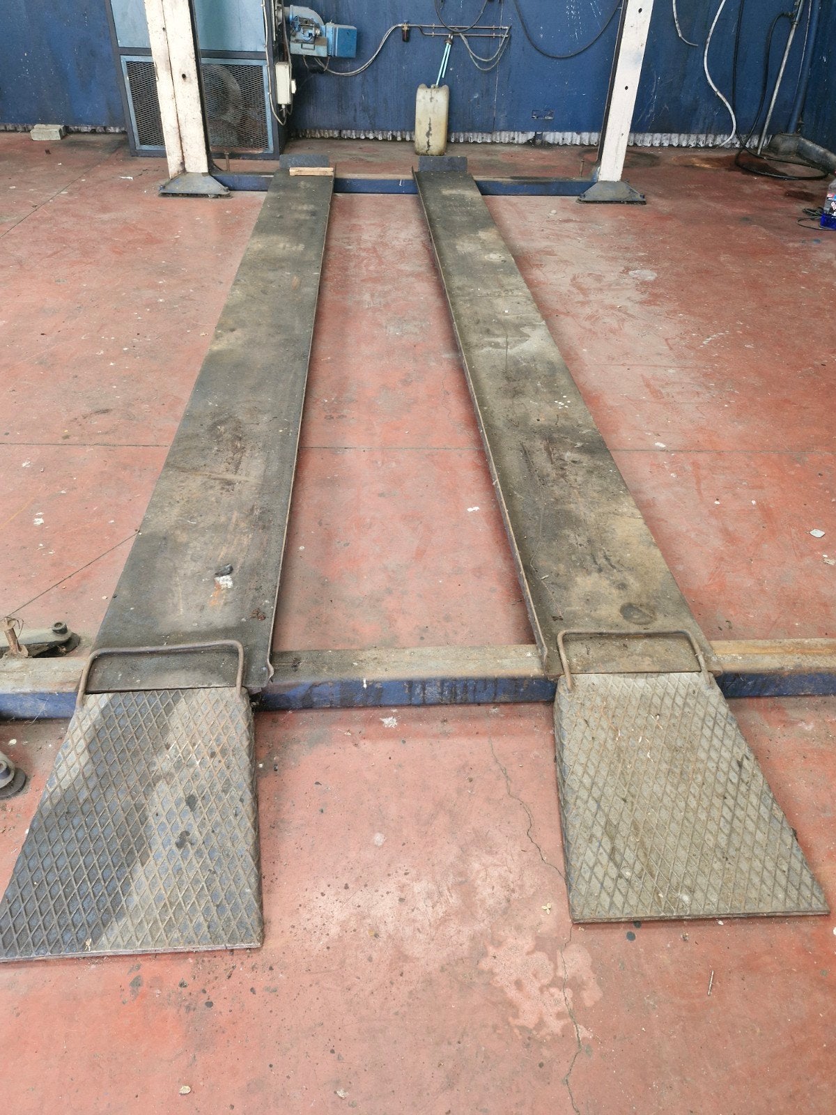 4-koloms autolift hefbrug in werkende staat 3 ton 3000 kg, Ophalen