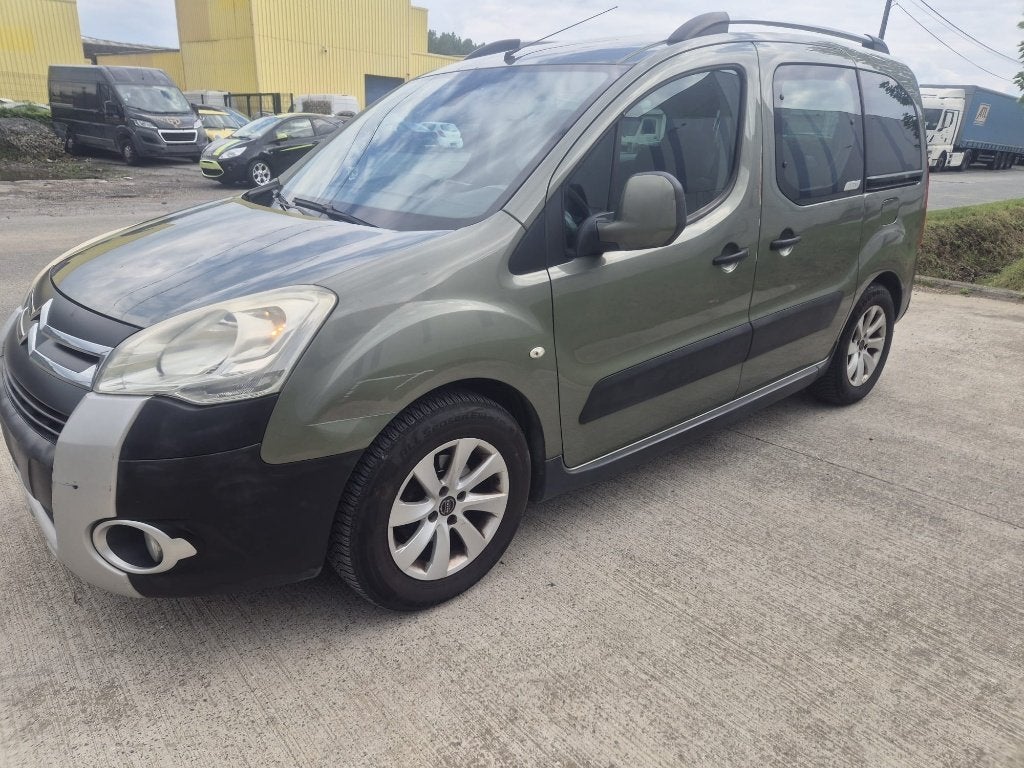 5 Place Citroen Berlingo 1.6 Diesel, Auto's, Euro 5, 5 deurs, Te koop, Berlingo