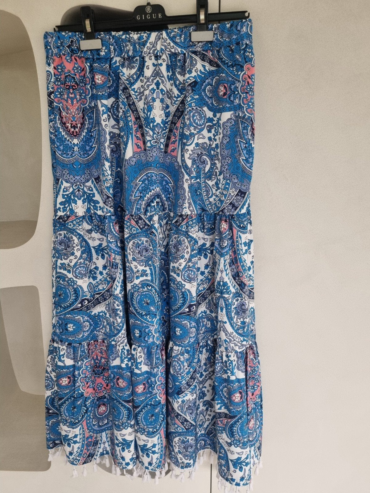 Très jolie jupe longue taille L, Taille 42/44 (L), Enlèvement ou Envoi, Comme neuf, Bleu