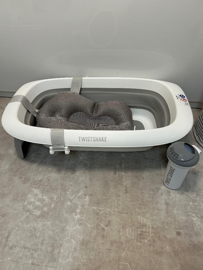 Baignoire + accessoires Twistshake, Ophalen, Zo goed als nieuw, Badje, Overige merken