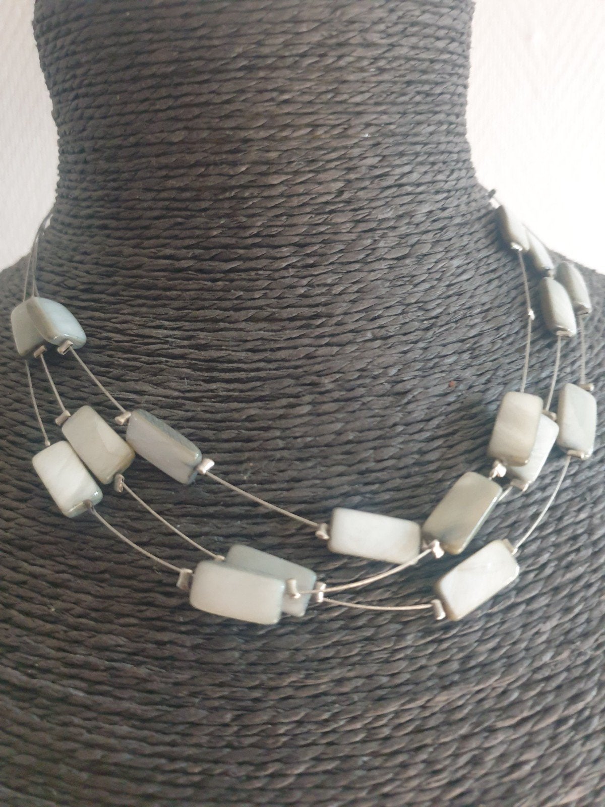 Halsketting, Handtassen en Accessoires, Kettingen, Ophalen, Grijs