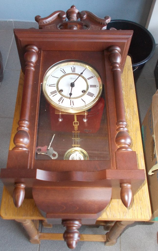 Zeer mooie oude klok loopt nog prefect KOOPJE, Ophalen, Wandklok, Bruin, Met slinger